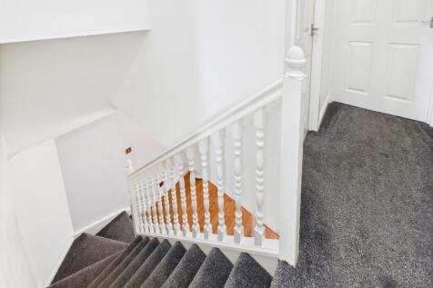 Millgate (33)