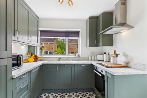 99 Bexhill Close  (8)