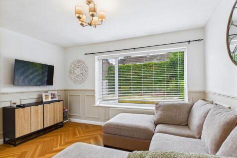 99 Bexhill Close  (7)