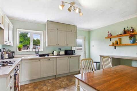 18 Wakefield Road Swillington (2)