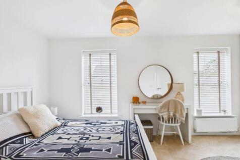 bedroom 4.4
