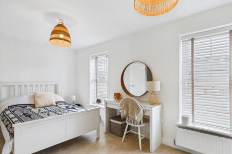 bedroom 4.3