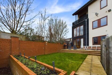 Property Image 32