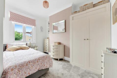Bedroom 2.jpg