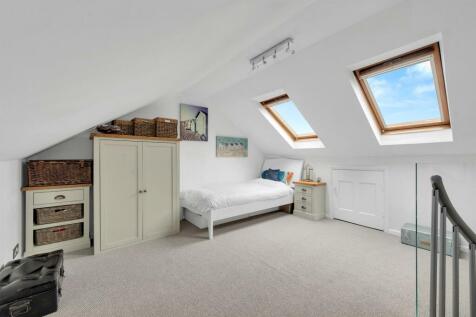 Bedroom 3.jpg
