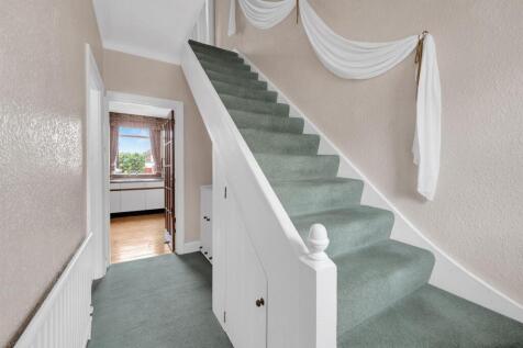 Hall / Stairs