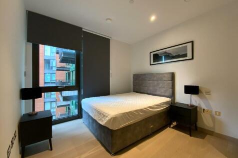Bedroom .JPG