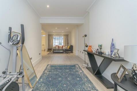 Living area      .jpg