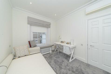 Bedroom 2   .jpg