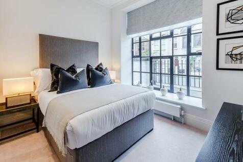 Bedroom 1   .jpg