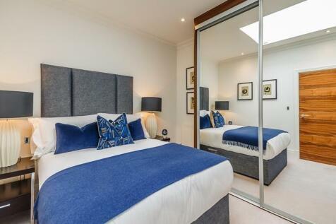 Bedroom 2 .jpg