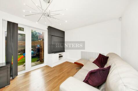 Living area   .jpg