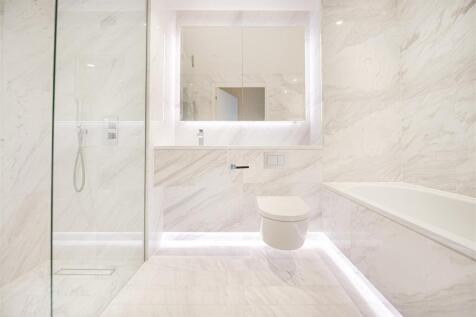 Bathroom Two     .jpg