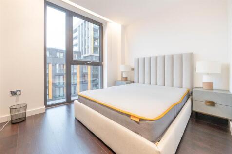 Master Bedroom.jpg