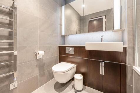Bathroom             .jpg