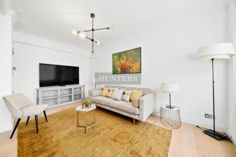 Living area     .jpg