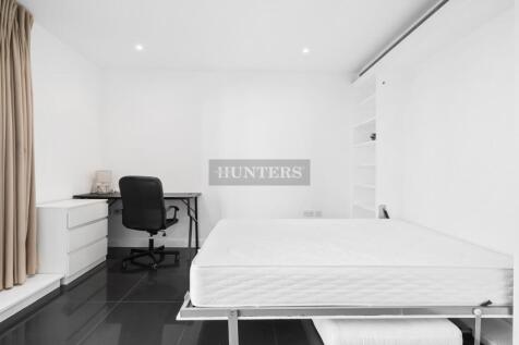 Bedroom           .jpg