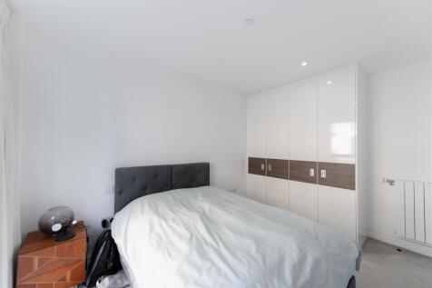 Master Bedroom            .jpg