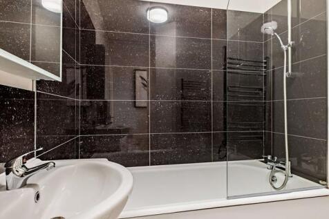 Bathroom     .jpg