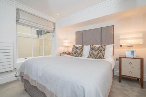 Bedroom    .jpg