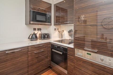Kitchen   .jpg