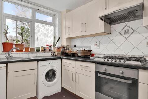 Kitchen        .jpg