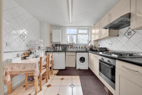 Kitchen     .jpg