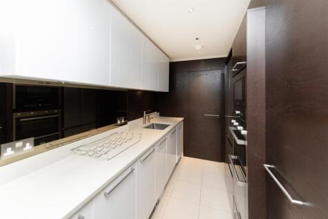 Kitchen        .jpg