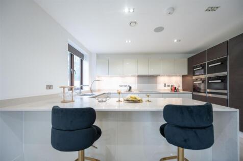 Kitchen      .jpg