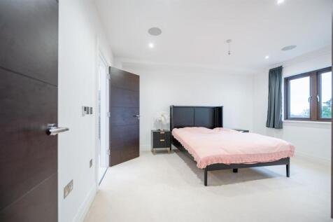 Bedroom 2                .jpg