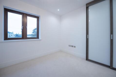 Bedroom 3 .jpg