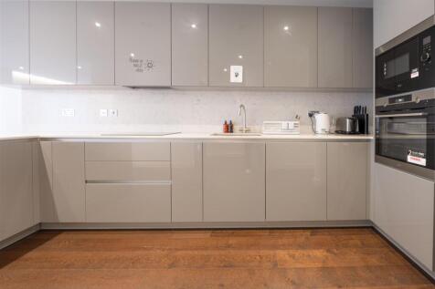 Kitchen          .jpg