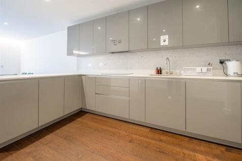 Kitchen                  .jpg