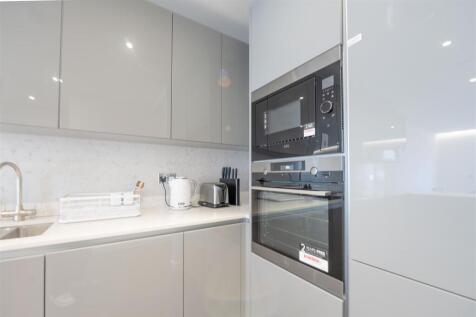 Kitchen   .jpg