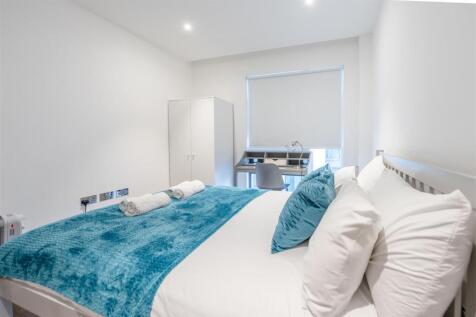 Bedroom One    .jpg