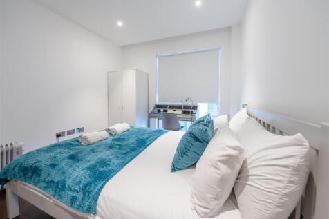 Bedroom One     .jpg