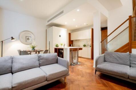 Living area       .JPG