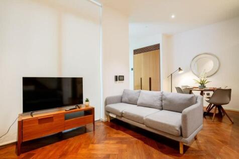 Living area   .JPG