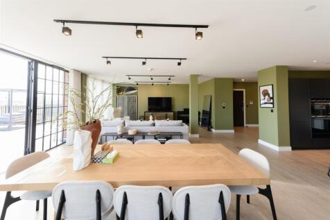 Dining area     .jpg