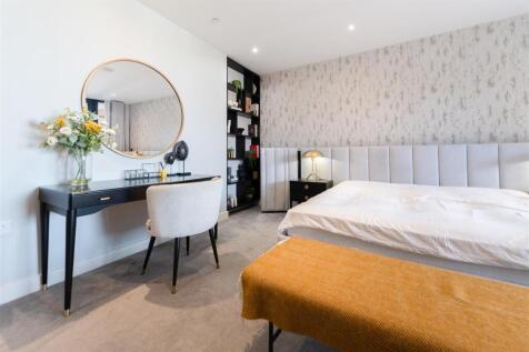 Bedroom 1          .jpg