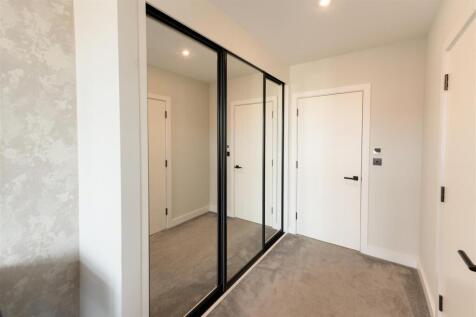Bedroom 2.    .jpg