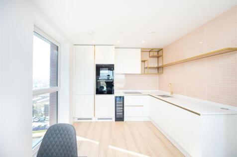 Kitchen .jpg