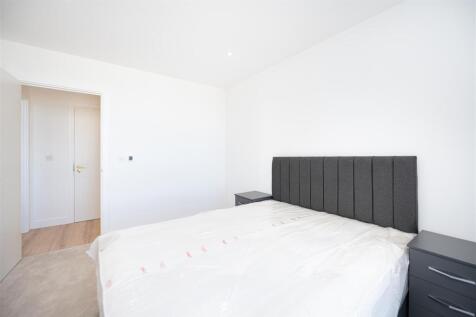 Bedroom     .jpg