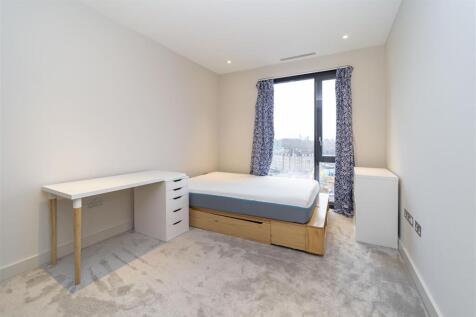 Bedroom     .jpg
