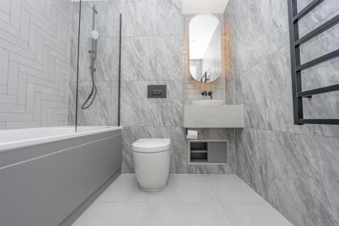 Bathroom     .jpg