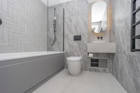 Bathroom       .jpg