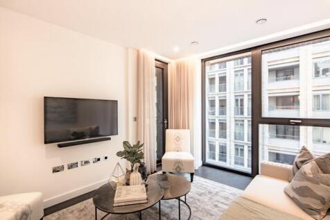 Living area.jpg