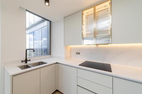 Kitchen   .jpg