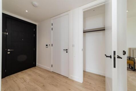 Hallway.jpg