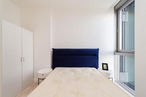 Bedroom  .jpg